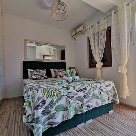 Soba Mia Otel Sukošan Dış mekan fotoğraf